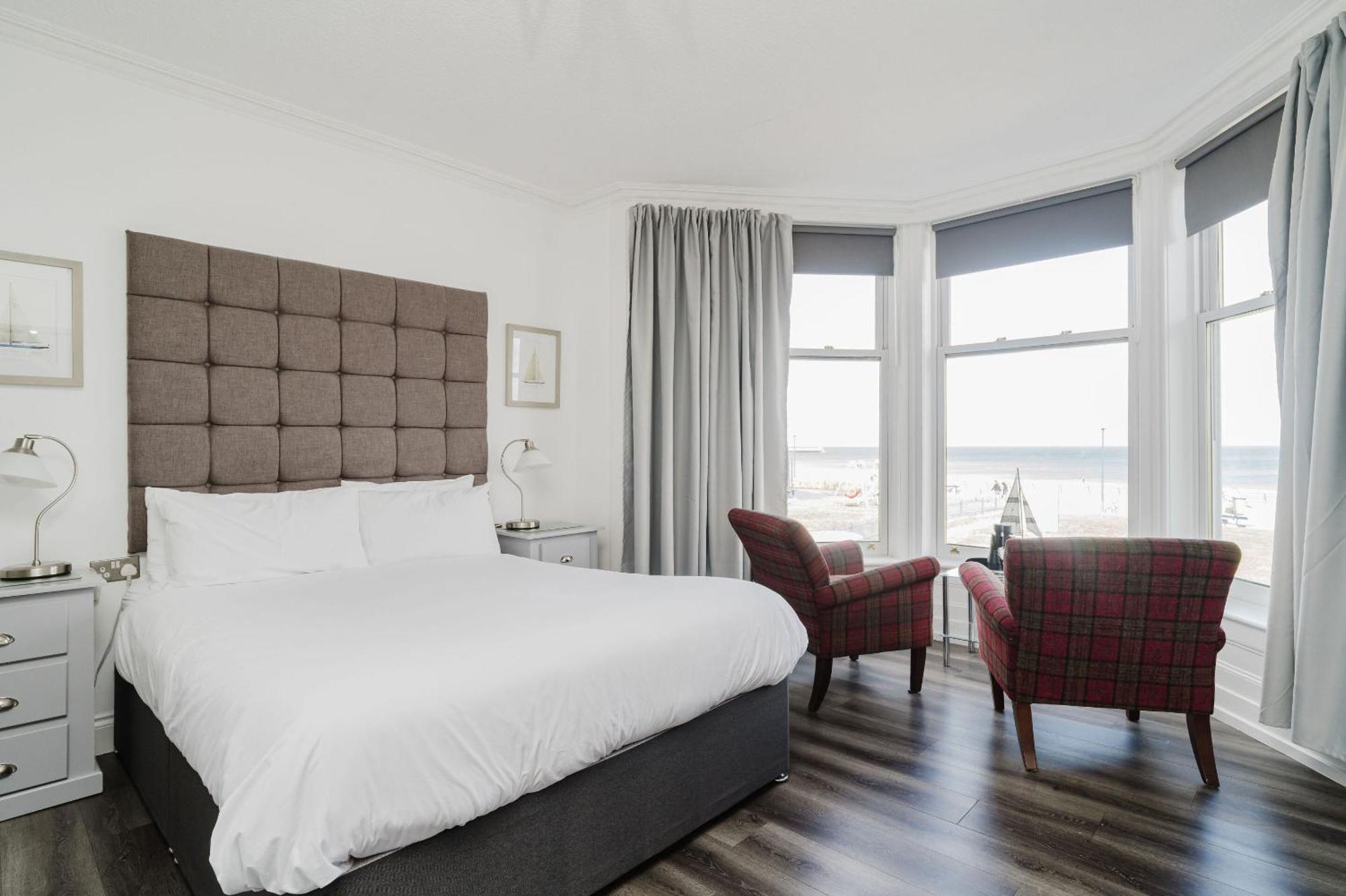 The Roxburgh Guest Accommodation Berwick Upon Tweed Bagian luar foto