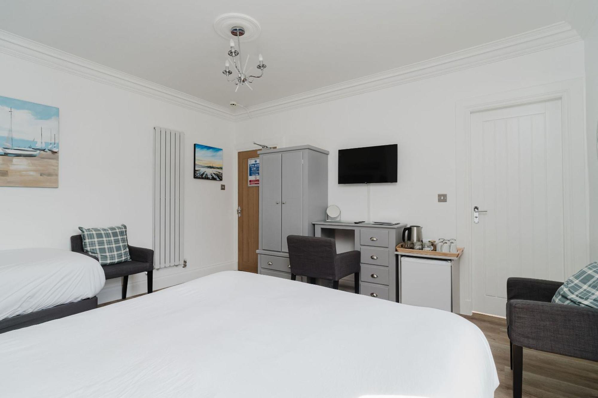 The Roxburgh Guest Accommodation Berwick Upon Tweed Bagian luar foto
